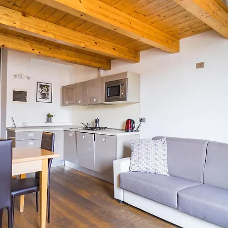 P&p Tiraboschi Lägenhet Bergamo
