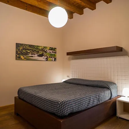 Lägenhet P&p Tiraboschi Bergamo